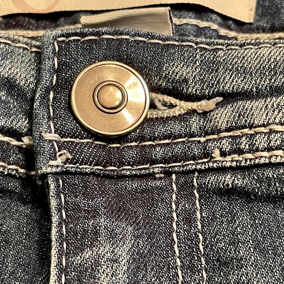 Est. 1946 Denim Cropped Blue Jeans Wmns 22W New With Tags D8-1376 - Picture 6 of 9